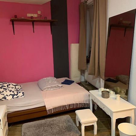 Apartament Hotel Limon เอสเซน ภายนอก รูปภาพ