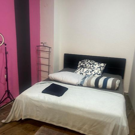 Apartament Hotel Limon เอสเซน ภายนอก รูปภาพ