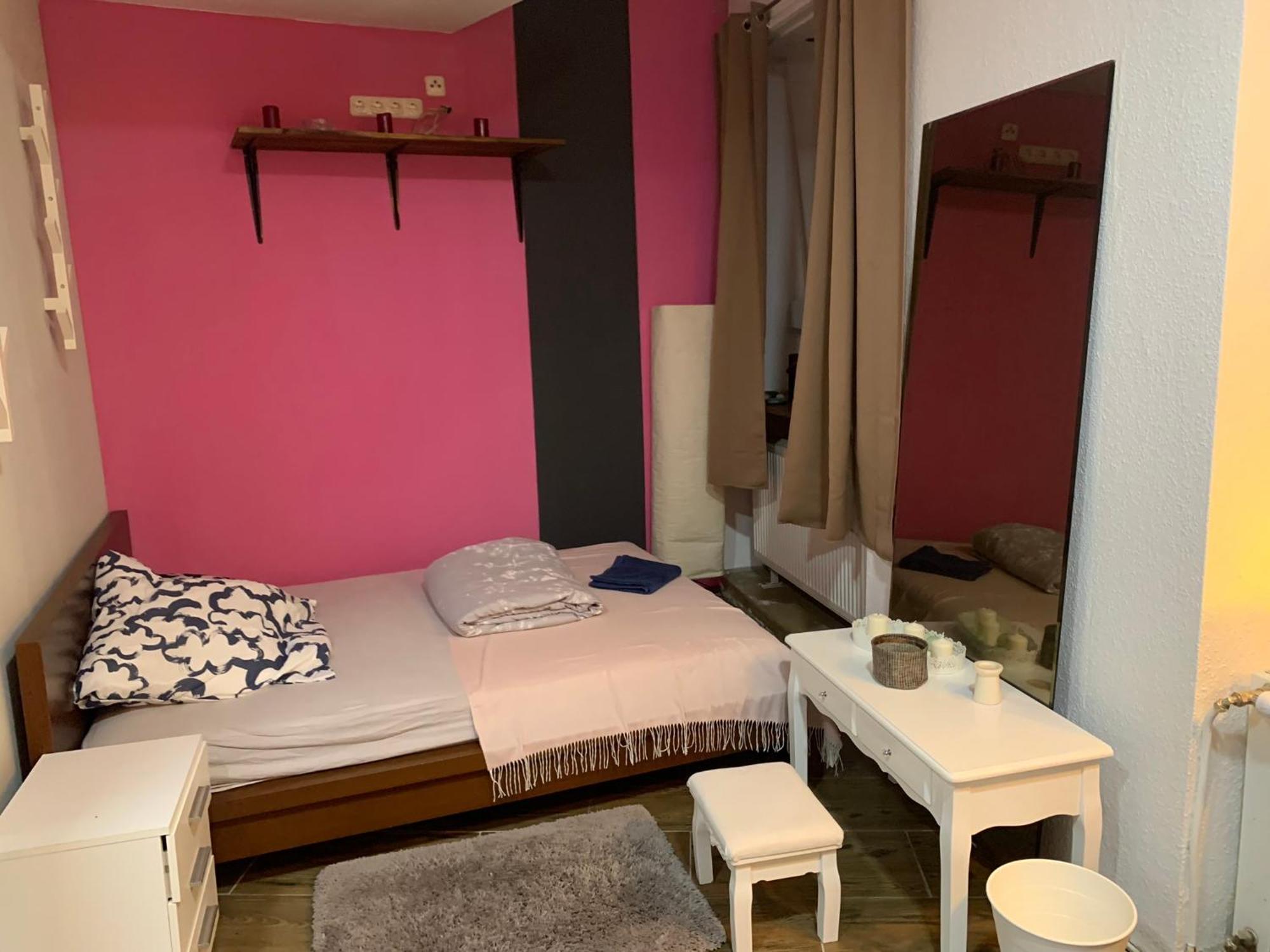 Apartament Hotel Limon เอสเซน ภายนอก รูปภาพ