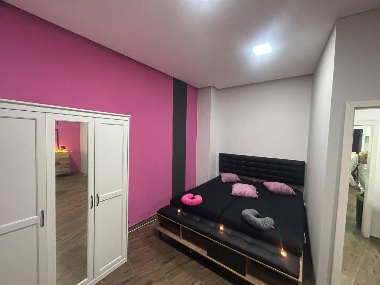 Apartament Hotel Limon เอสเซน ภายนอก รูปภาพ