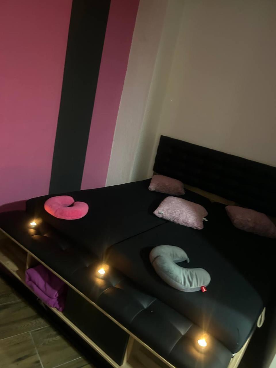 Apartament Hotel Limon เอสเซน ภายนอก รูปภาพ
