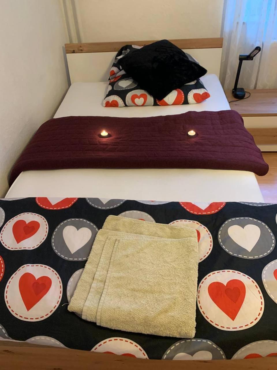 Apartament Hotel Limon เอสเซน ภายนอก รูปภาพ